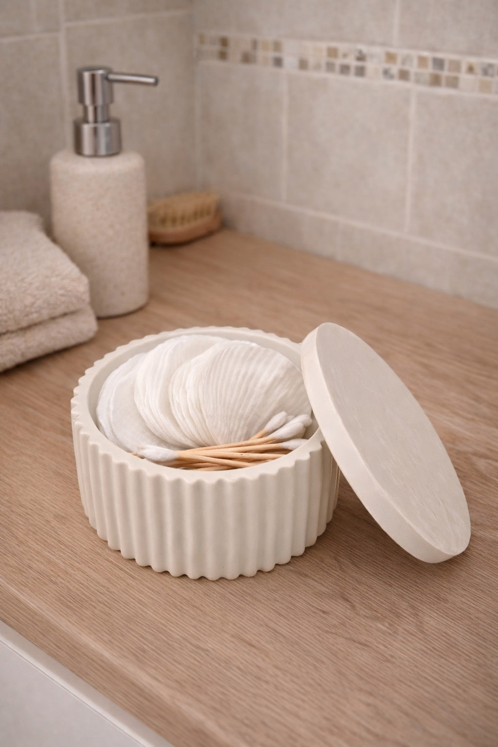 HILJA Säilö – kannellinen rasia